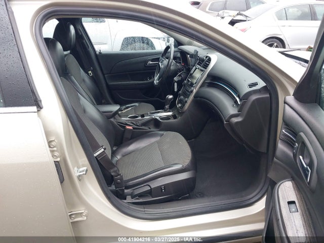 1G11E5SL2EF127596 Chevrolet MALIBU 2LT