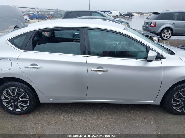 3N1AB7AP8EL668824 Nissan SENTRA SV