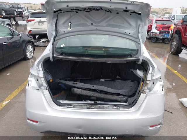 3N1AB7AP8EL668824 Nissan SENTRA SV
