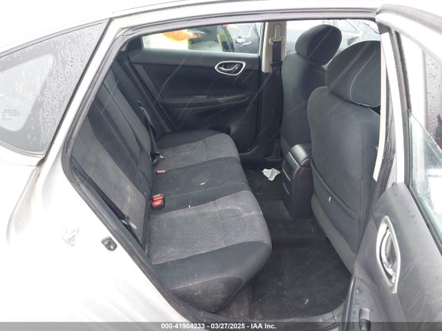 3N1AB7AP8EL668824 Nissan SENTRA SV