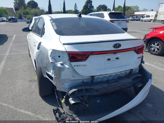 KIA FORTE GT 2021 3KPF44AC4ME314732 Image 3