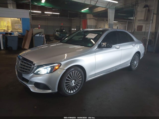 55SWF4KB1FU087558 Mercedes-Benz C 300 4matic/luxury 4matic/sport 4matic
