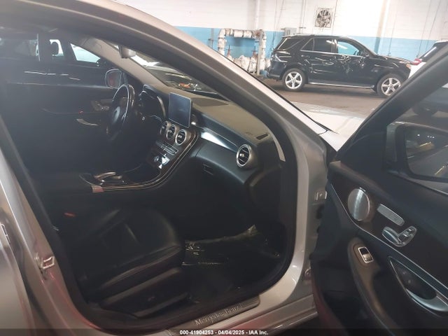 55SWF4KB1FU087558 Mercedes-Benz C 300 4matic/luxury 4matic/sport 4matic
