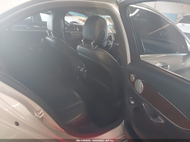 55SWF4KB1FU087558 Mercedes-Benz C 300 4matic/luxury 4matic/sport 4matic