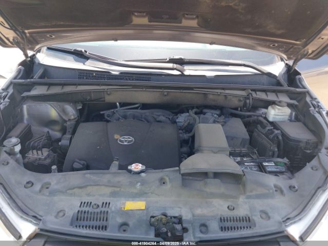 5TDZZRFH4KS303149 Toyota Highlander Le