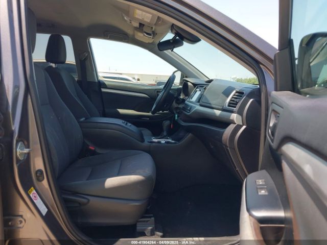 5TDZZRFH4KS303149 Toyota Highlander Le
