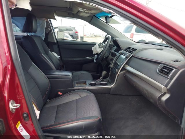 4T1BF1FK2HU679372 Toyota CAMRY SE