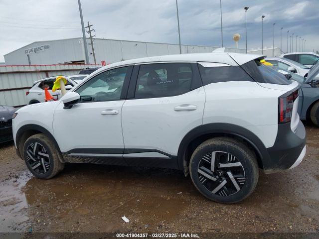 3N8AP6CA5SL307004 Nissan Kicks Sv Fwd
