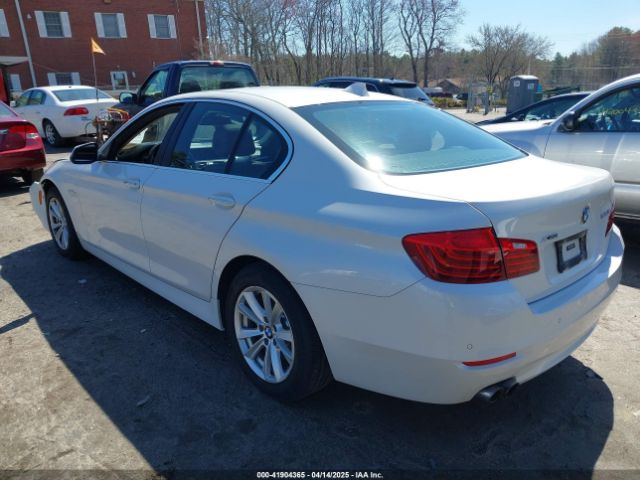 2015 BMW 528I WBA5A7C54FD627334 Photo 2