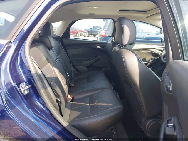 1FADP3N21GL251519 Ford Focus Titanium