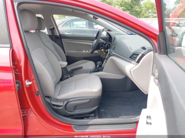 5NPD74LFXJH349580 Hyundai ELANTRA SE