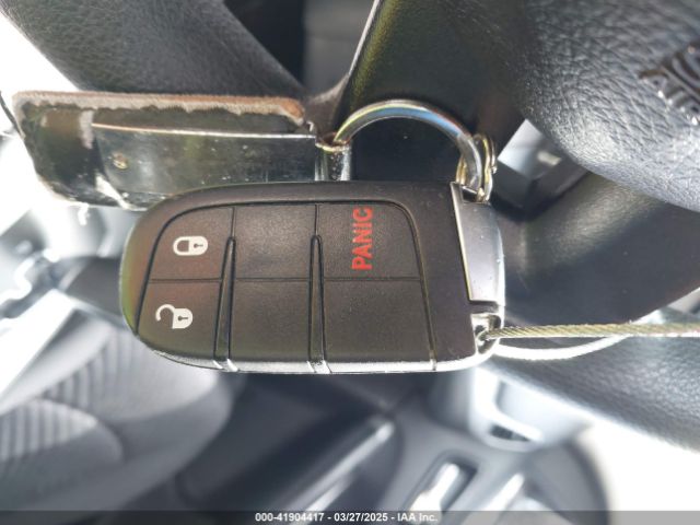 3C4PDCAB8JT274099 Dodge JOURNEY SE