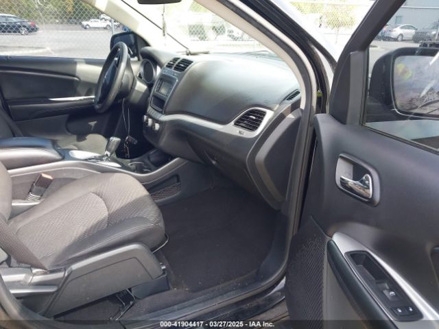 3C4PDCAB8JT274099 Dodge JOURNEY SE