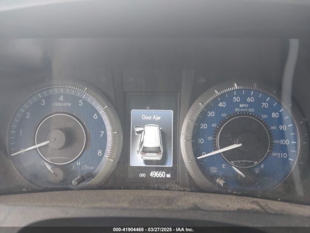 5TDYZ3DC5HS896528 Toyota Sienna Xle 8 Passenger