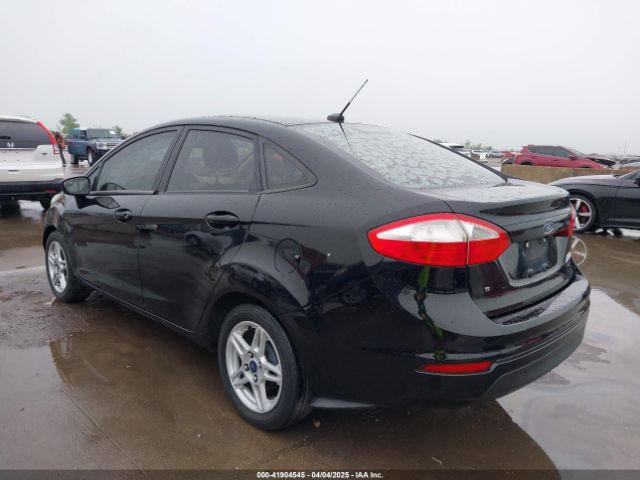 3FADP4BJ2JM101751 Ford FIESTA SE