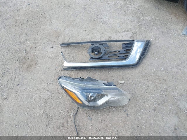 5N1DR2MMXJC649946 Nissan Pathfinder Platinum