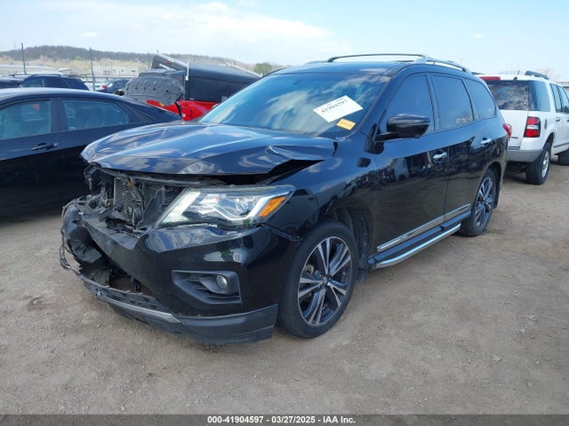 5N1DR2MMXJC649946 Nissan Pathfinder Platinum
