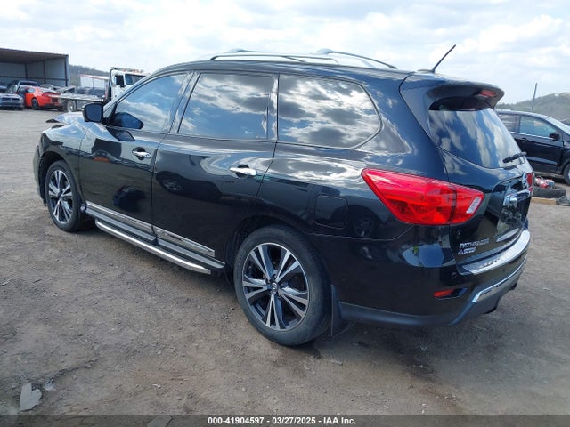 5N1DR2MMXJC649946 Nissan Pathfinder Platinum