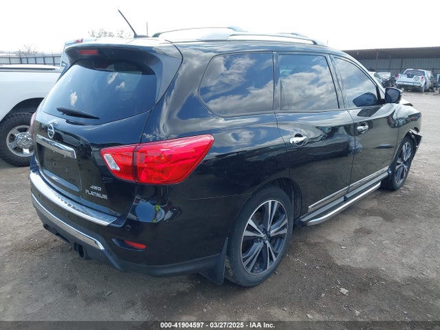 5N1DR2MMXJC649946 Nissan Pathfinder Platinum