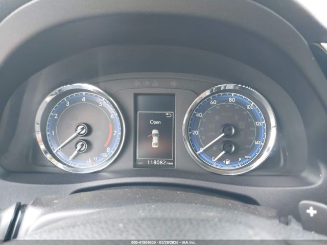 2T1BURHE0KC204548 Toyota COROLLA SE