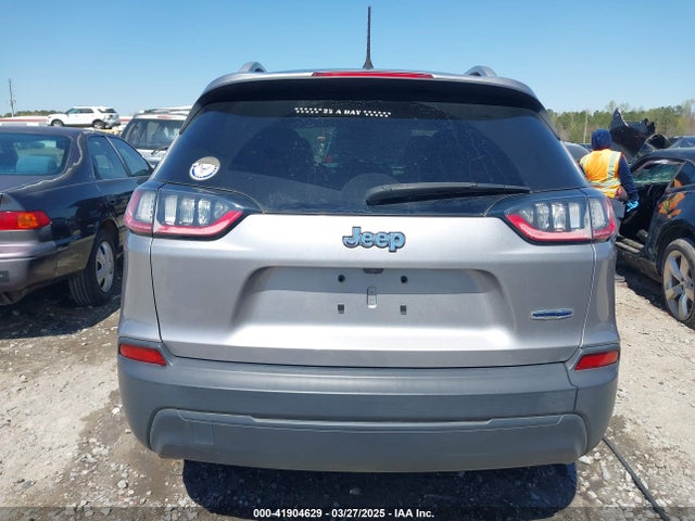 1C4PJLCB3KD206922 Jeep Cherokee Latitude Fwd