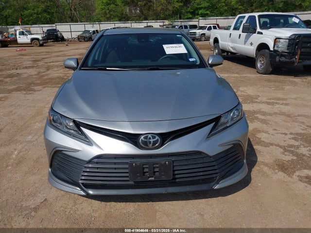 4T1C11AK9MU406563 Toyota CAMRY LE
