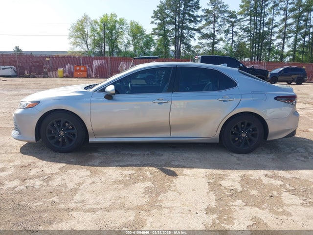 4T1C11AK9MU406563 Toyota CAMRY LE
