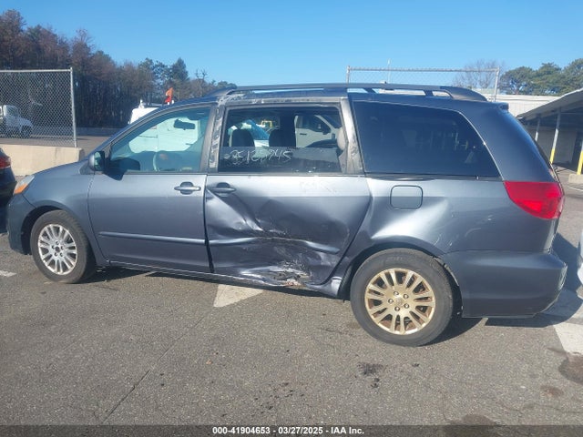 Продажа на аукционе авто 2010 Toyota Sienna Xle/xle Limited, vin: 5TDYK4CC7AS337726, номер лота: 41904653