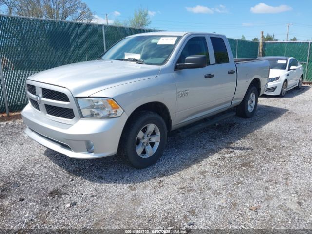 1C6RR7FG4JS147493 RAM 1500 Express  4x4 6'4 Box