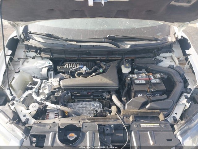 5N1AT2MT5HC864219 Nissan Rogue Sl
