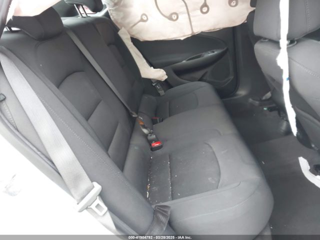 1G1ZC5ST4MF087738 Chevrolet Malibu Fwd 1fl