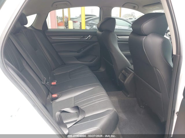 1HGCV1F43NA041157 Honda Accord Sport Special Edition