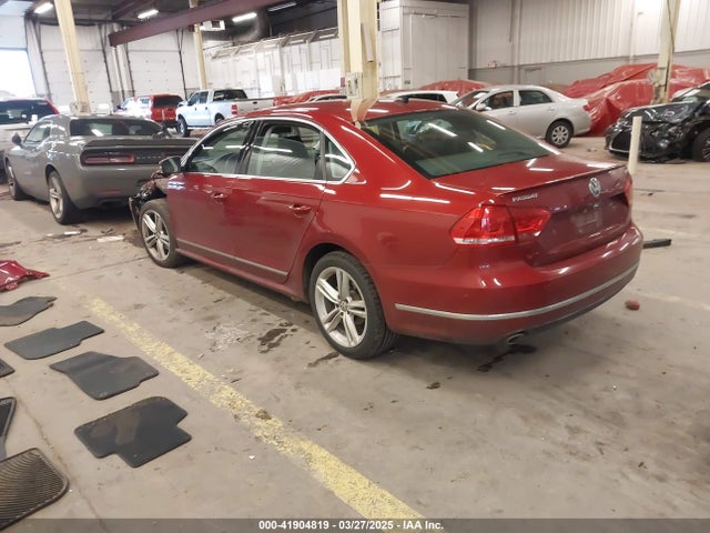 1VWCV7A33FC090555 Volkswagen Passat 2.0l Tdi Sel Premium