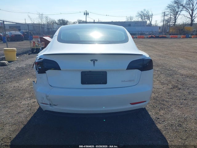 Tesla Model 3 Performance Dual Motor All-wheel Drive 2023 5YJ3E1EC1PF492427 Image 16