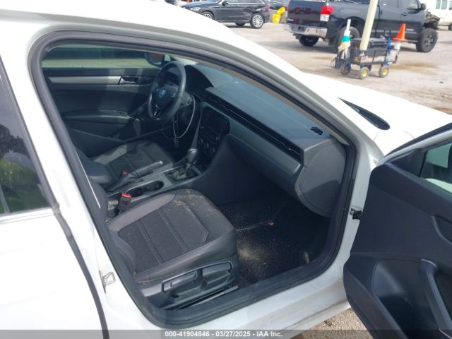 1VWSA7A30MC016627 Volkswagen Passat 2.0t Se