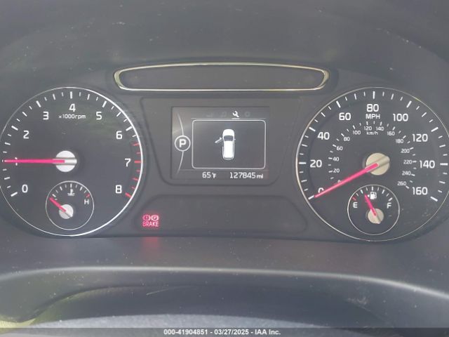 5XYPGDA3XJG367865 KIA Sorento 2.4l Lx