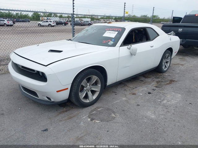 2C3CDZAG4KH686273 Dodge Challenger Sxt