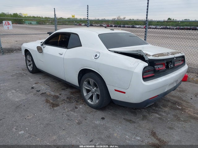 2C3CDZAG4KH686273 Dodge Challenger Sxt