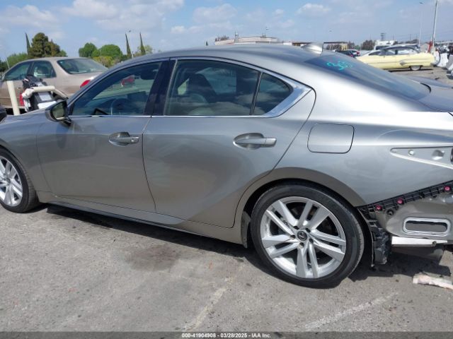 JTHCA1D22M5117601 Lexus IS 300