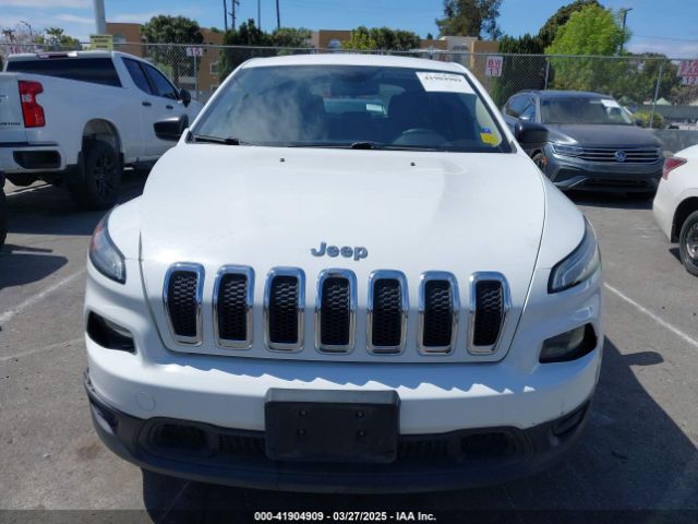 1C4PJLAB3FW584851 Jeep Cherokee Sport