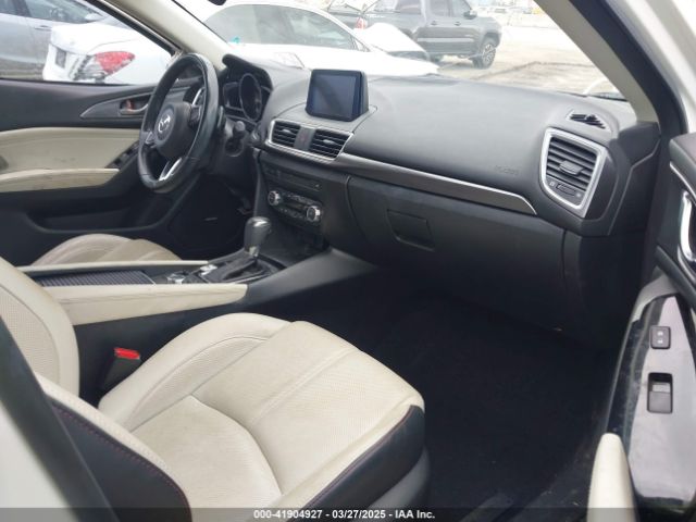 3MZBN1W32HM137772 Mazda Mazda3 Grand Touring
