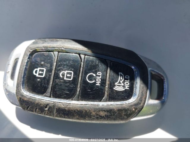KMHRC8A31MU085088 Hyundai Venue Sel