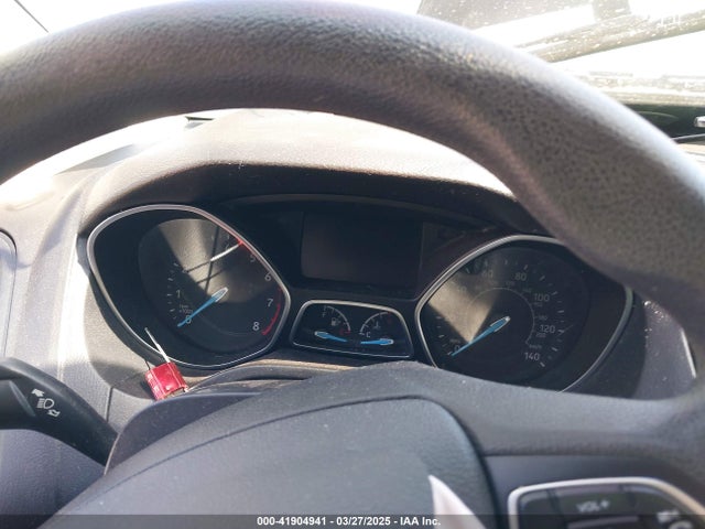 1FADP3K20JL326397 Ford FOCUS SE