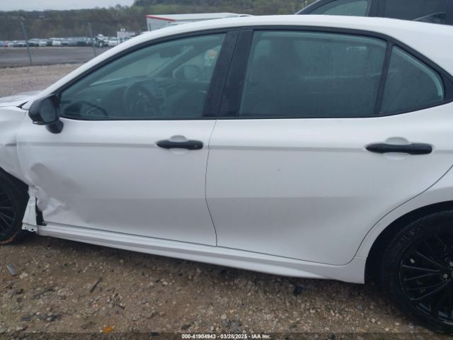 4T1G31AK5NU044700 Toyota Camry Nightshade Edition Hybrid
