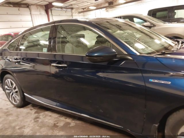 1HGCV3F92KA005107 Honda Accord Hybrid Touring
