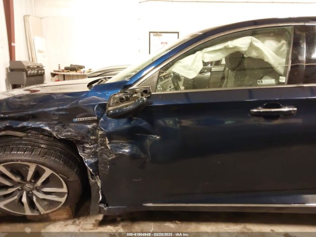 1HGCV3F92KA005107 Honda Accord Hybrid Touring
