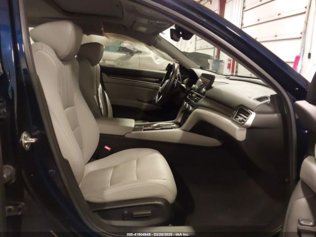 1HGCV3F92KA005107 Honda Accord Hybrid Touring