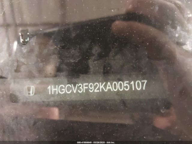 1HGCV3F92KA005107 Honda Accord Hybrid Touring