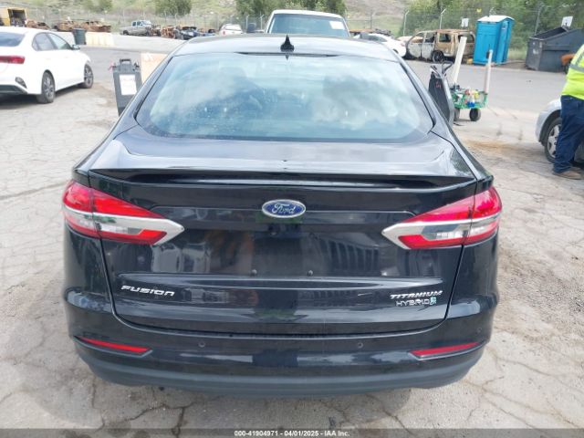3FA6P0RU0KR116903 Ford Fusion Hybrid Titanium