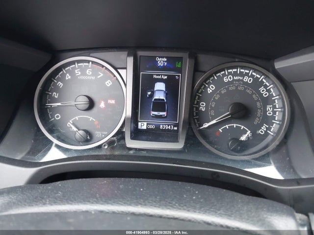 3TMCZ5AN8KM199423 Toyota Tacoma Trd Off Road